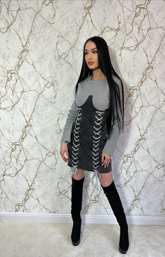 Rochie bodycon cu șnururi