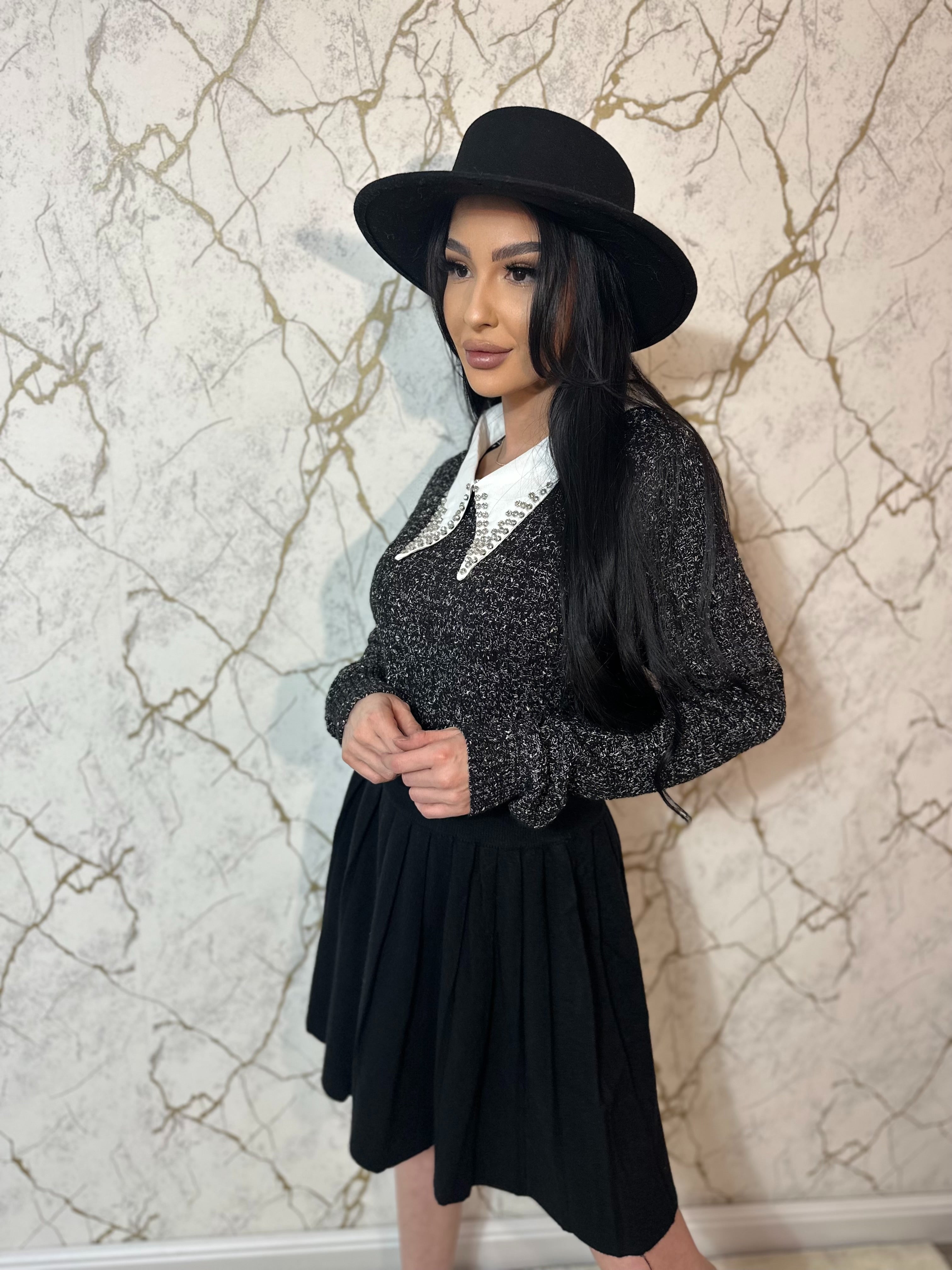 Bluză cu guler si sclipici