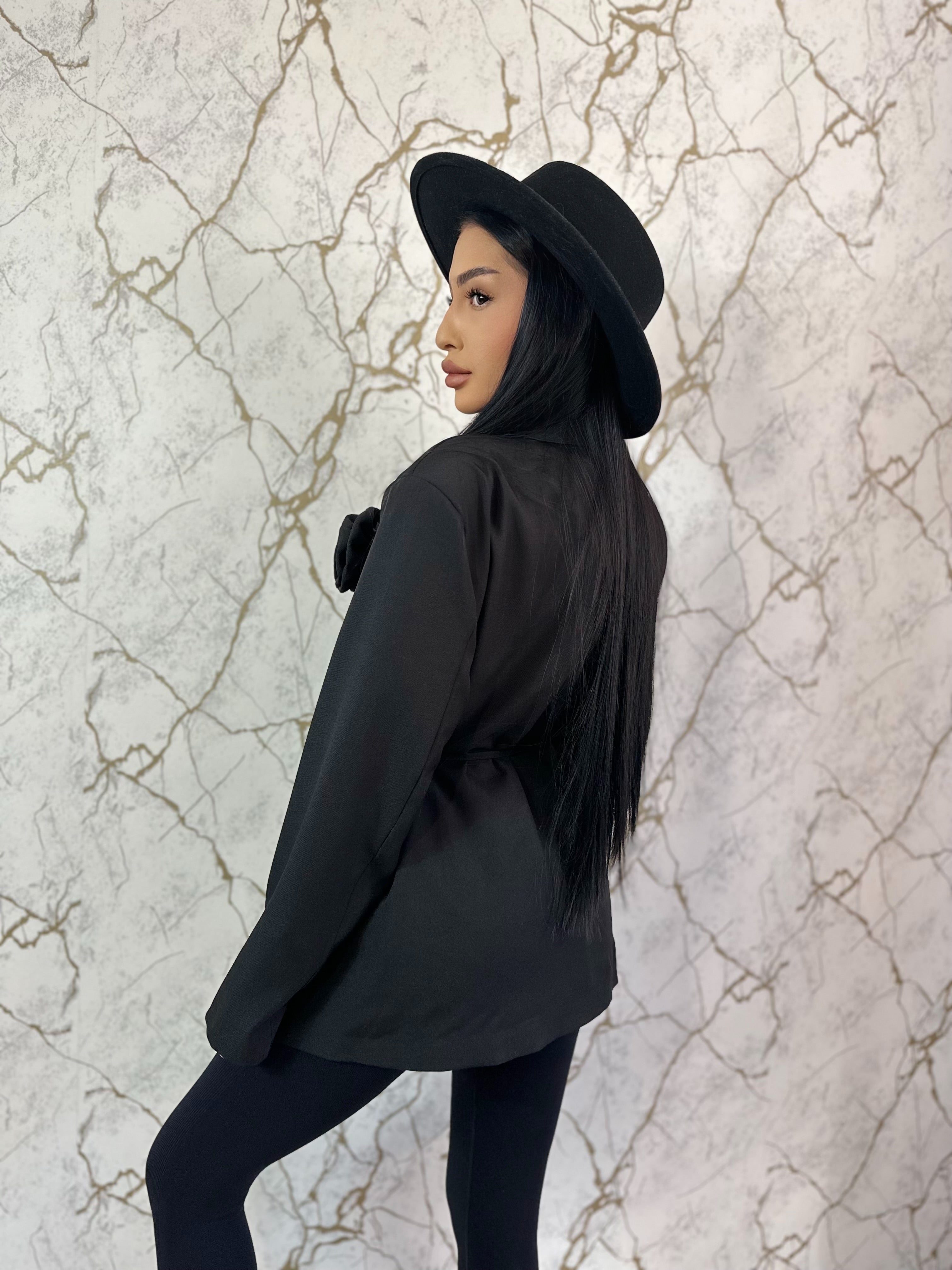 Sacou Flower Black