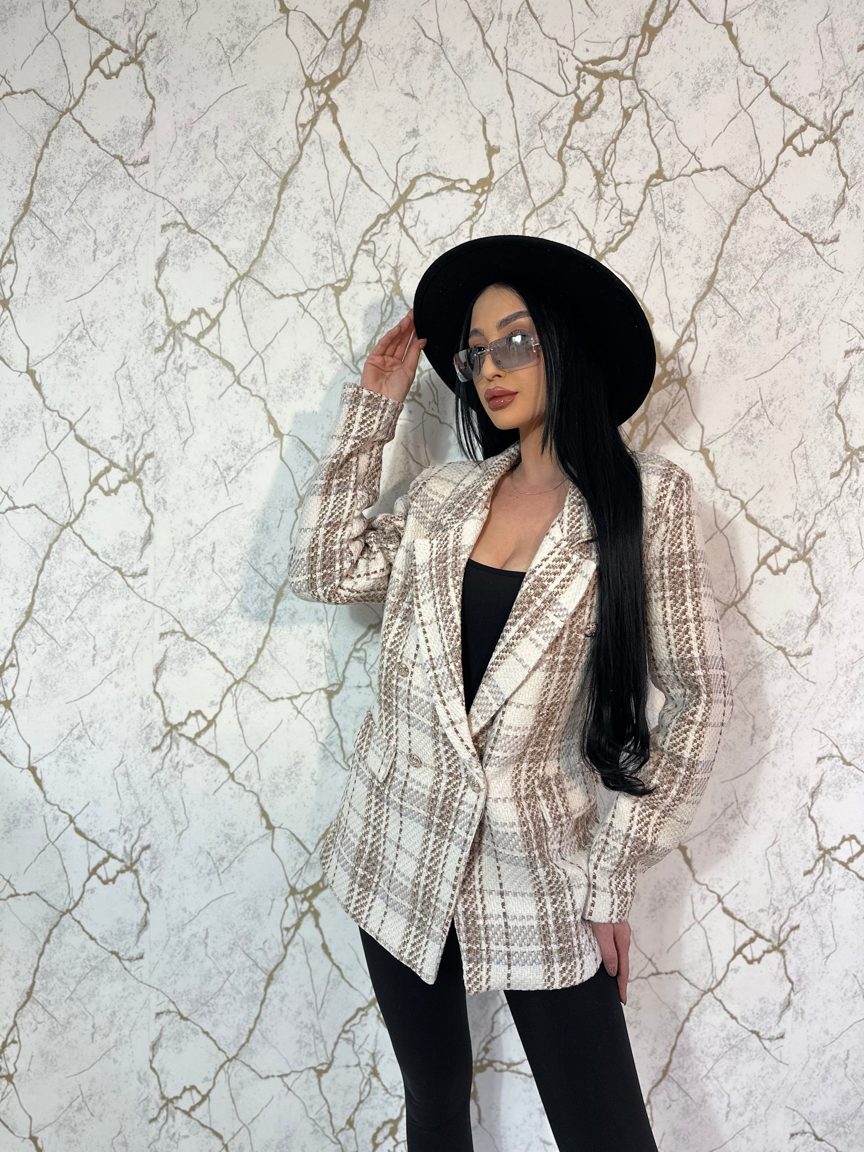 Sacou tweed bej în carouri
